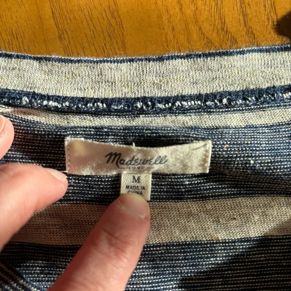 Madewell women’s medium blue cream stripped 100% Linen‎ 3/4 sleeve top - Picture 6 of 7